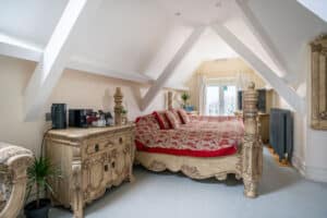 Alicia Victoria Berwick Lodge Aa908351 Hdr 300X200 at Berwick Lodge