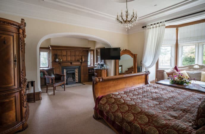 Accommodation images at Berwick Lodge Bristol