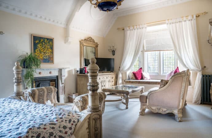 Bedrooms bathrooms and suites at Berwick Lodge near Bristol
